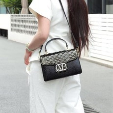 Ladies bag
